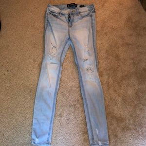 Ripped super skinny jeans
